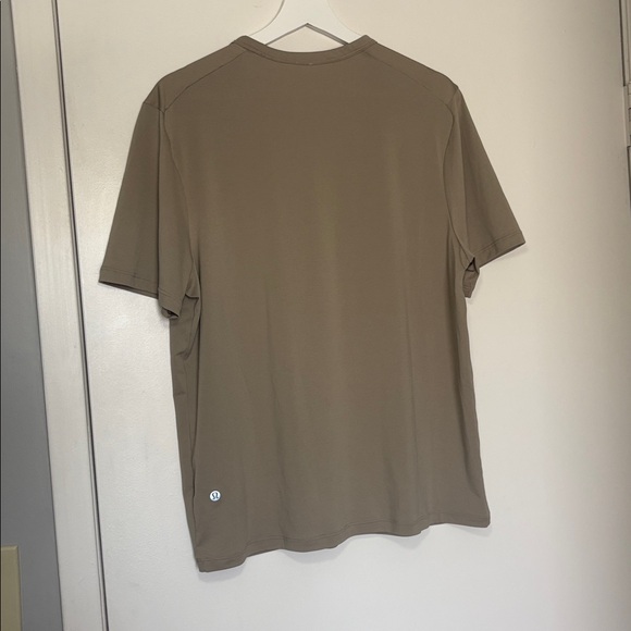 NEW Lululemon Jersey Training Short-Sleeve Shirt Warm Ash Grey Size 6 - Picture 2 of 5